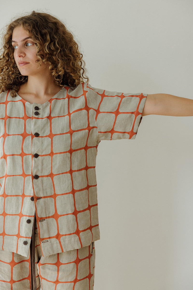 Hemp Button Tee - Orange Fence