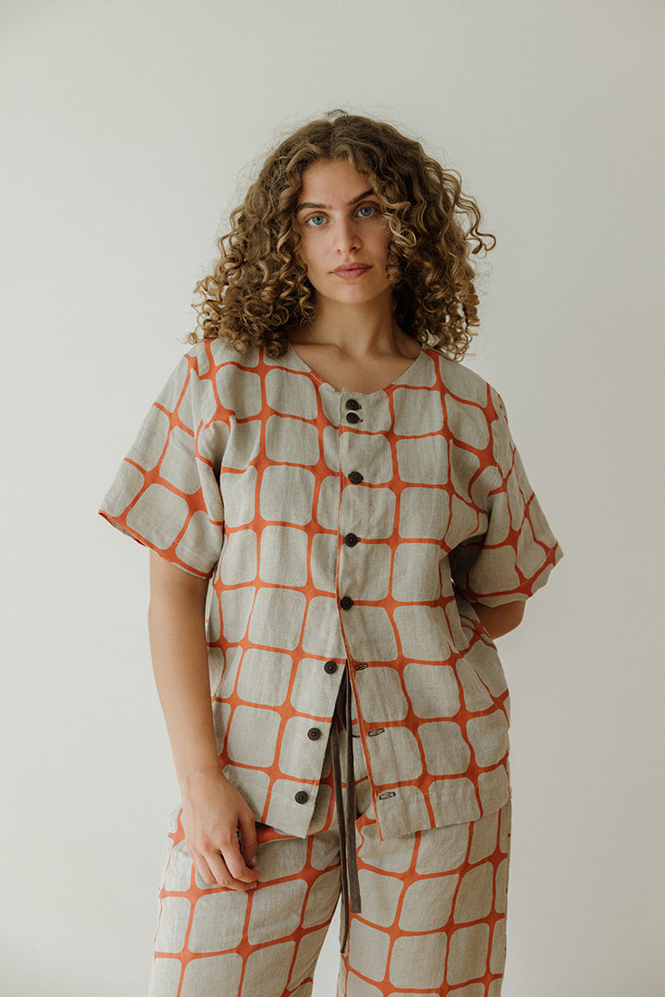 Hemp Button Tee - Orange Fence